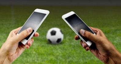 لاعب محترف يستخدم خدمة شحن 1xbet لشحن حسابه بسرعة وأمان